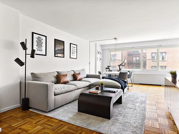 2nd image of 101 W 12th St APT 5T
