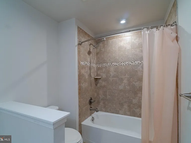 6573 Autumn Olive Dr — Photo 17