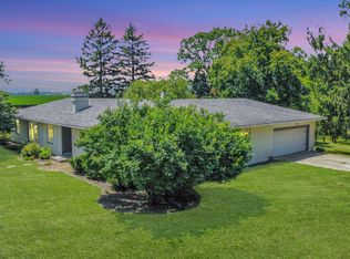 1651 Phillips Woods Ln, Urbana, IL