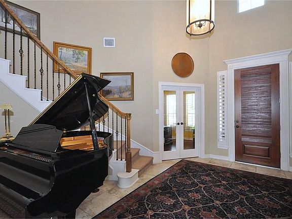 2nd image of 23227 San Salvador Pl