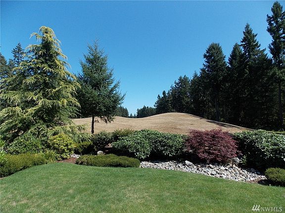 4th image of 8971 Windham Ct NE