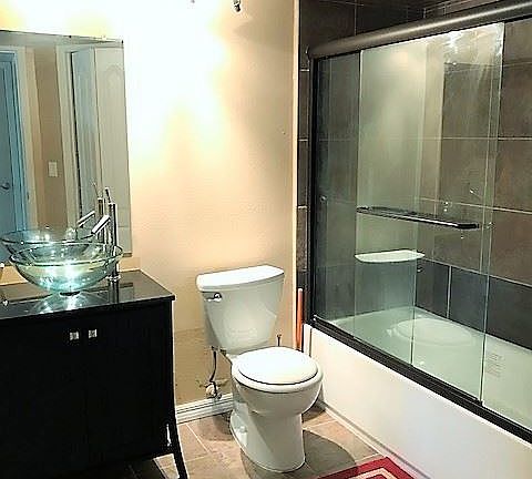 4th image of 320 Black Oak Ct APT 201-15