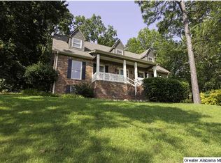 6721 Winchester Ln, Pelham, AL 35124