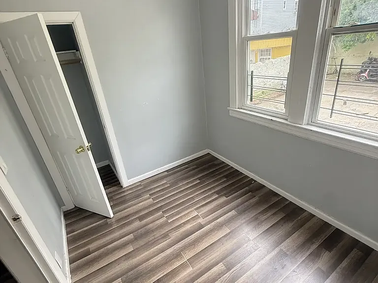 3 bed s