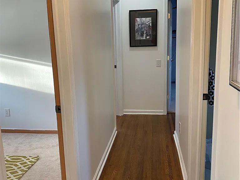 33 Suburban Dr — Photo 25