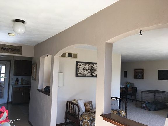 5th image of 38 Hillcrest Dr