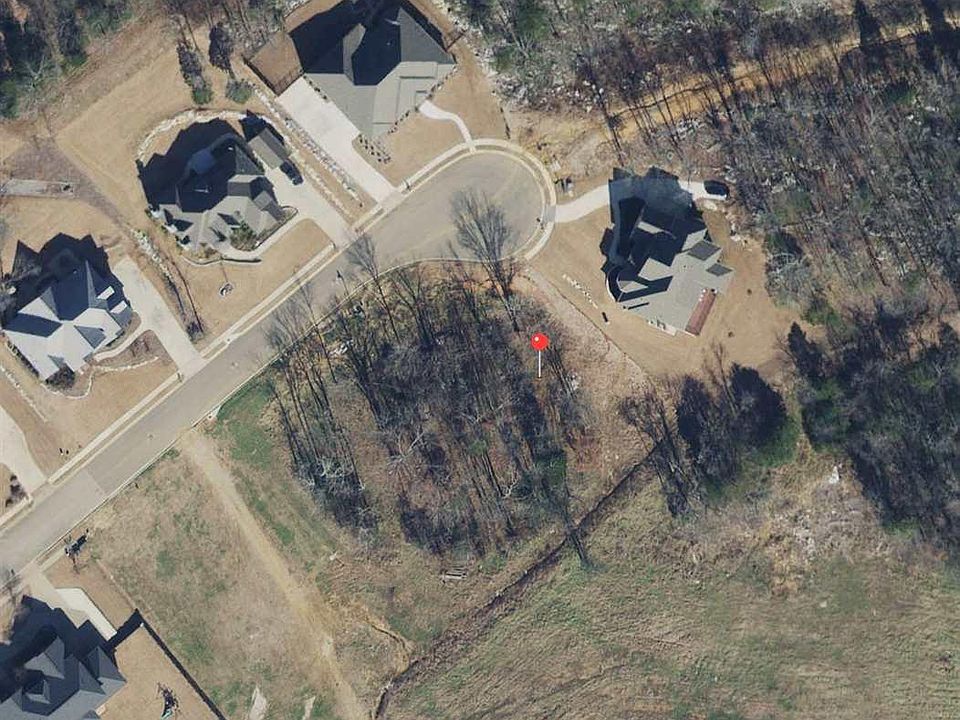 2nd image of 22 Hadley Hill Ln