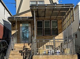 8613 143rd St, Jamaica, NY 11435