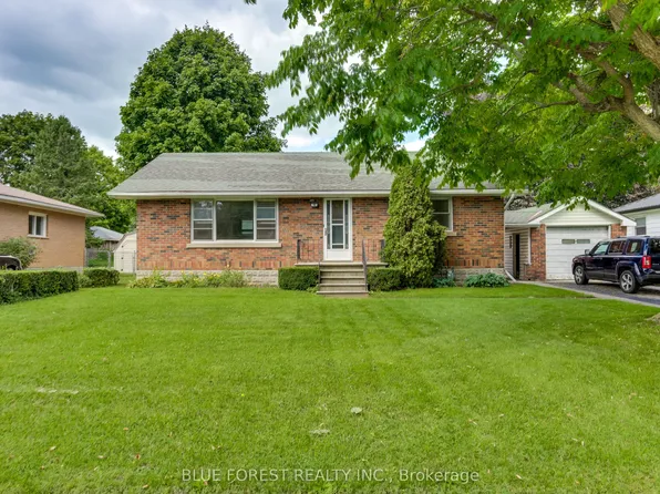 75 Pine St E, Aylmer, ON N5H 1N4