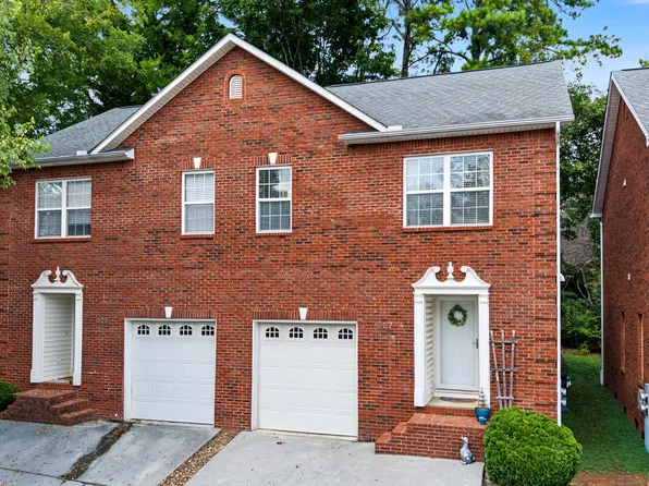 827 Blue Spruce Way, Knoxville, TN 37912