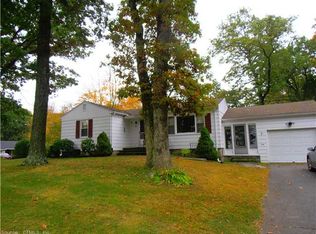 106 Glenrock Rd, Waterbury, CT 06706