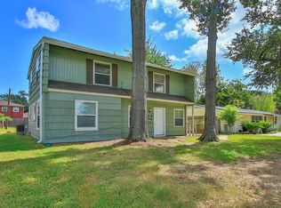 319 S 6th St, La Porte, TX 77571