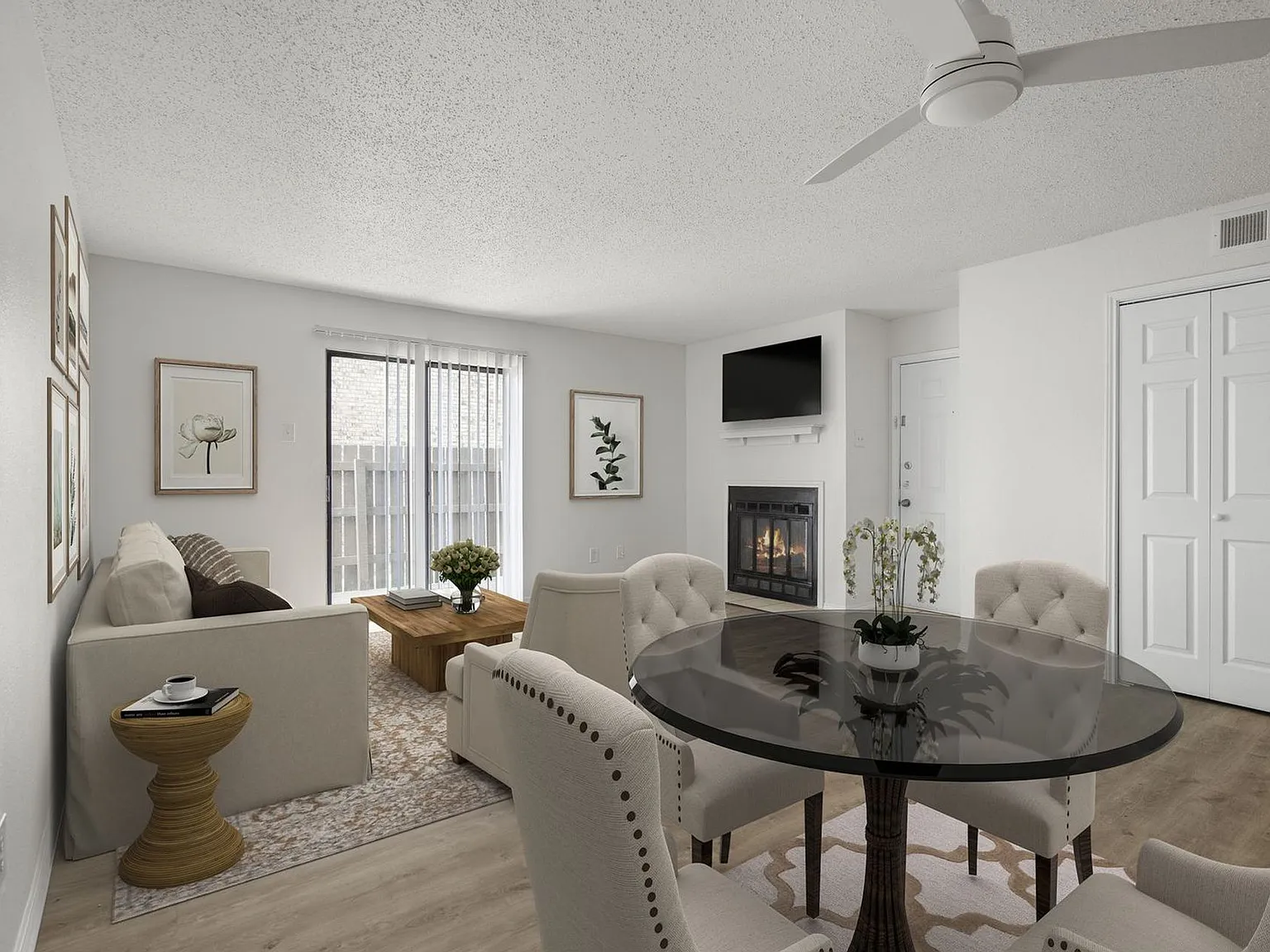 Living Oaks Apartments — Photo 1