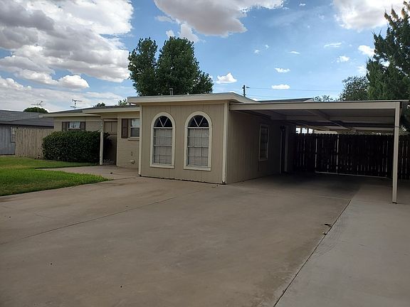 2nd image of 2721 Catalina Dr