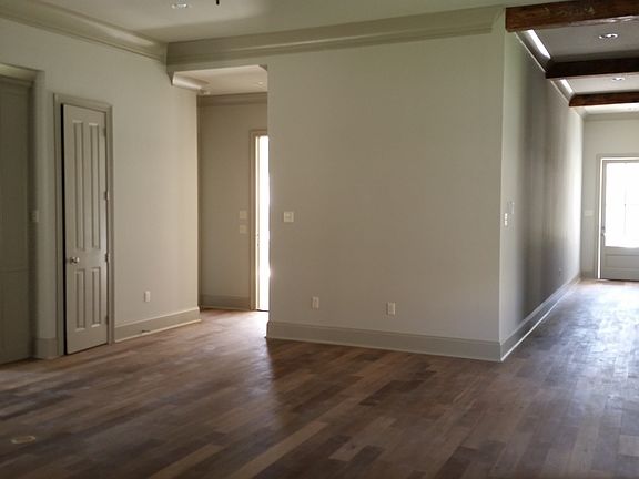 3rd image of 5924 Parkknoll Place Dr