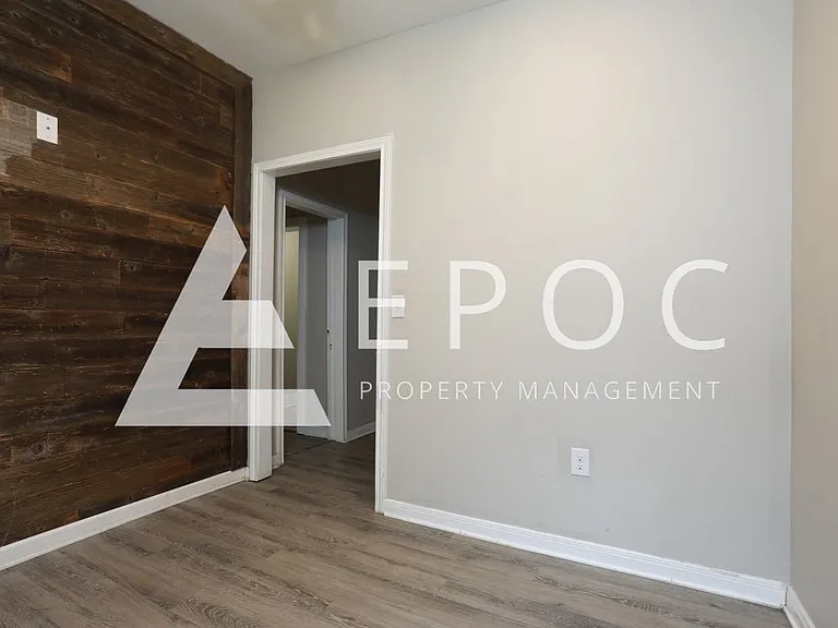 2317 Colonial Ave — Photo 4