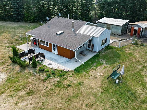 2nd image of 55219 Range Road 14 #119
