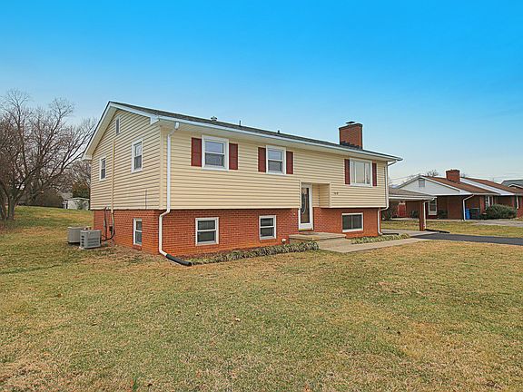 3rd image of 1618 Westside Blvd NW