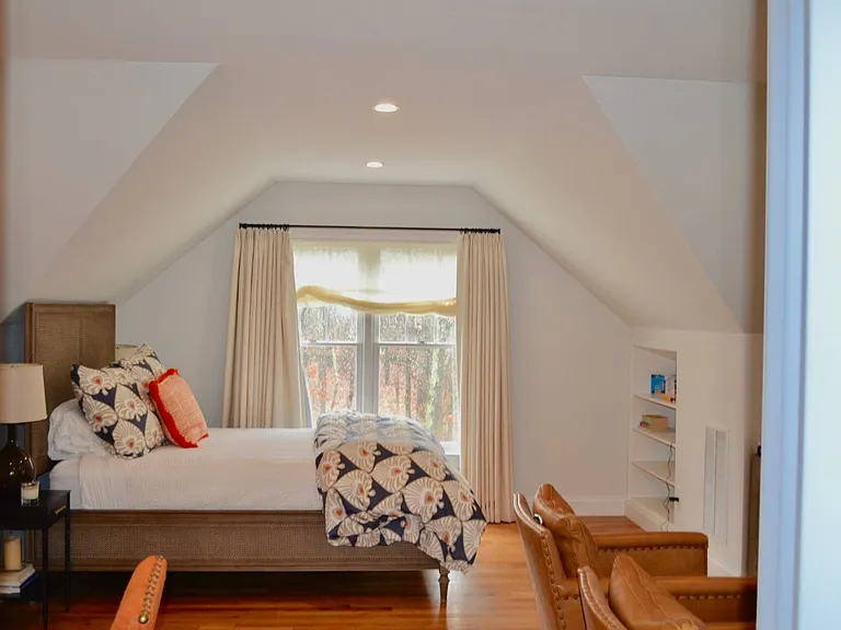 Briarcroft Dr — Photo 24