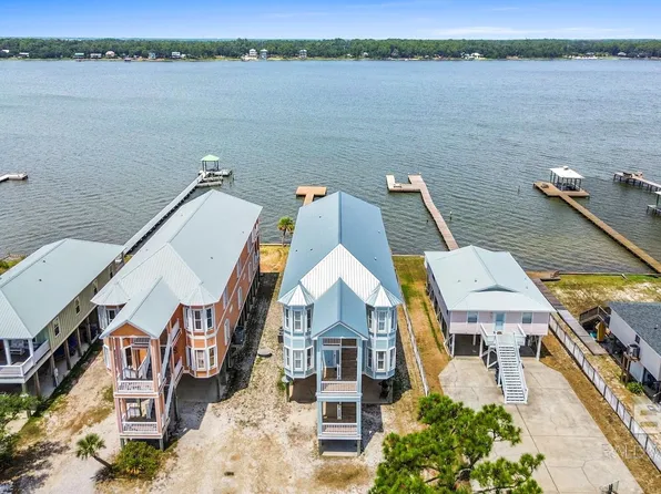 1242 W Lagoon Ave, Gulf Shores, AL 36542