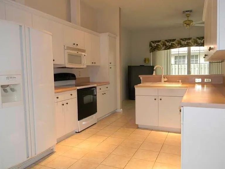 3529 Dunes Vista Dr — Photo 2