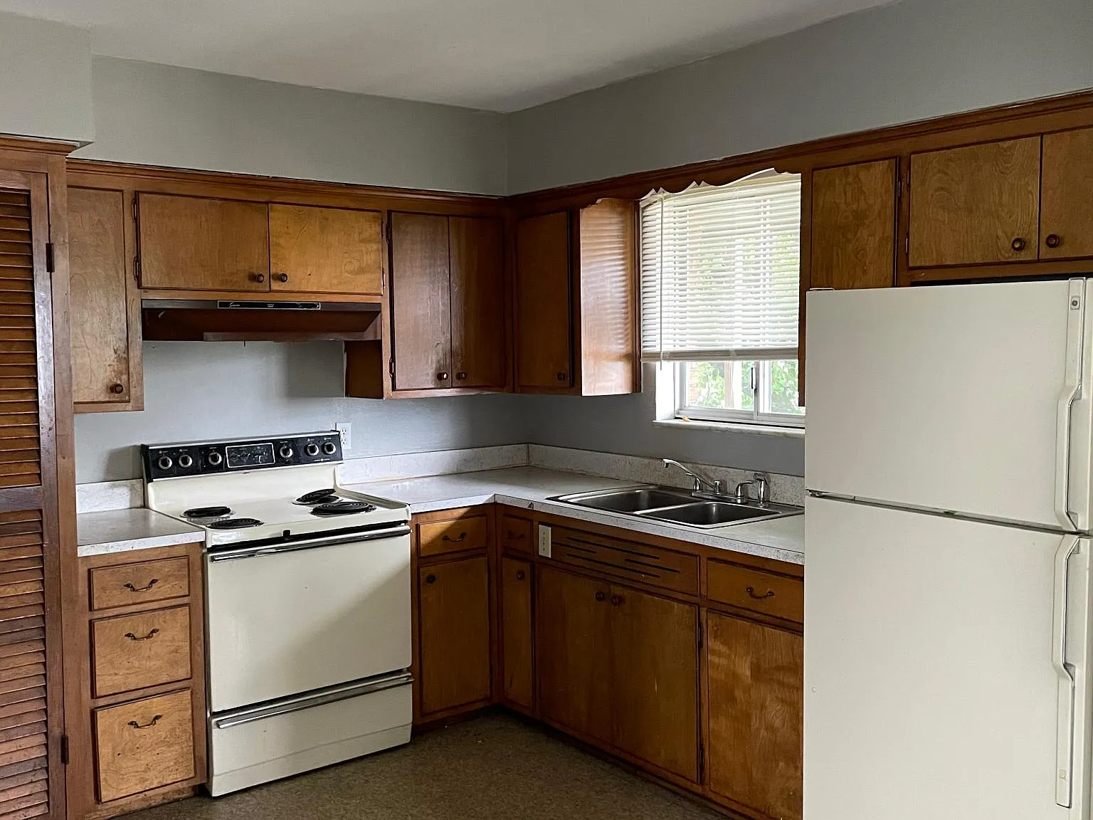 839 Keck Ave — Photo 3