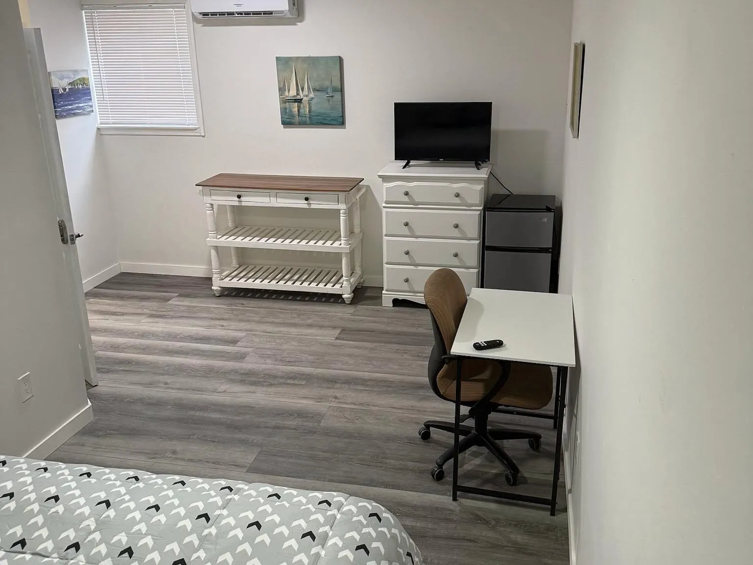 4 bed, 4.0 bath, 1809 sqft, $1,222 — Photo 3