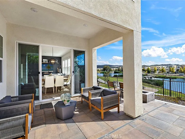 896 Sunrise Rd — Photo 22