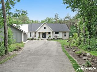 7639 Blakely Dr NE, Rockford, MI 49341