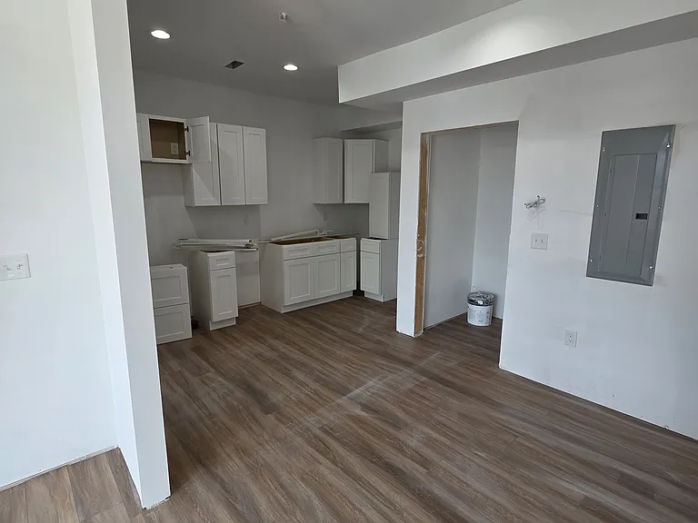 420 E E St #2 — Photo 6