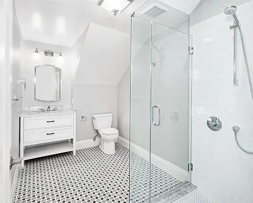 Rented by null | media 10