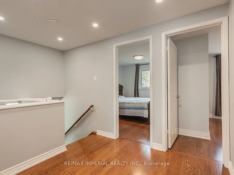 48 Carlton Rd — Photo 12