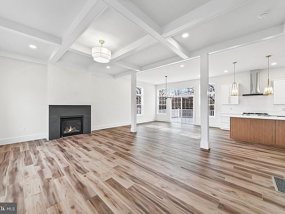 4th image of 167 Ellicott Rd