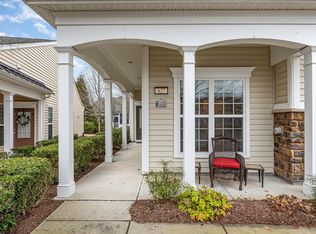 827 Finnbar Dr, Cary, NC 27519