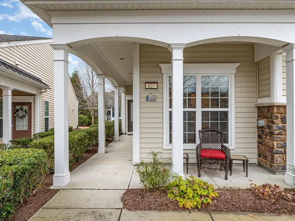 827 Finnbar Dr, Cary, NC 27519