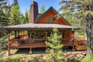 131 Twin Creek