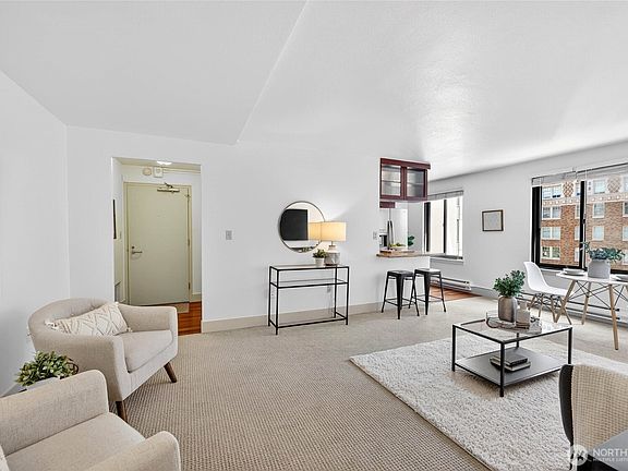 5th image of 1105 Spring Street #1011