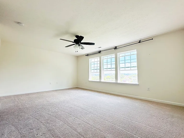 207 Falling Leaf Ln #207 — Photo 15