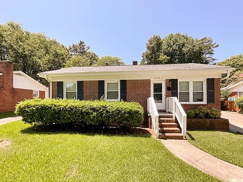 2232 Falmouth Rd Photo 1