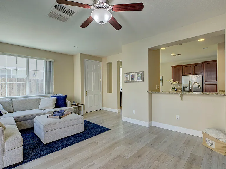 2050 Sierra View Cir #2-1 — Photo 22