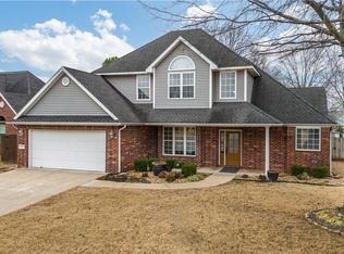 4200 W Ettington Dr, Rogers, AR 72758