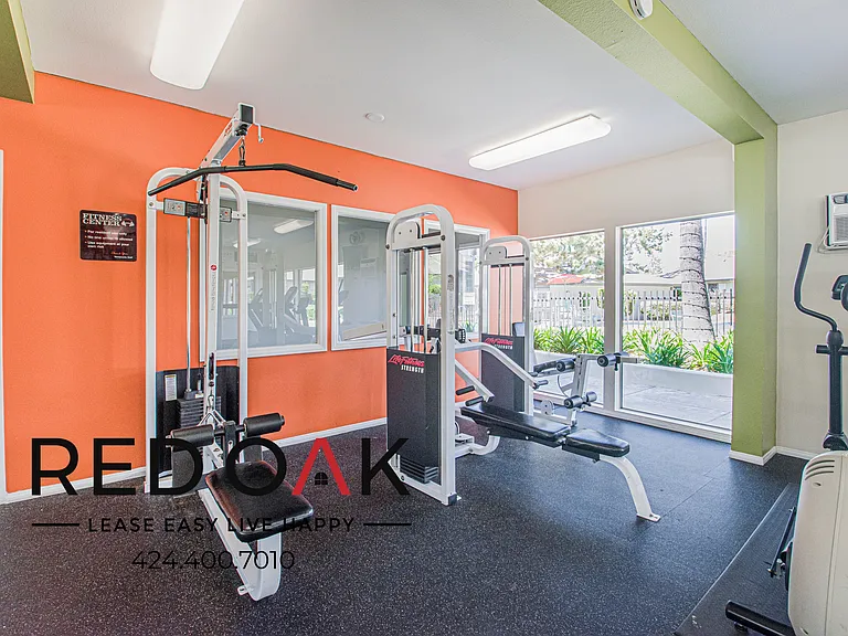 151 Drake St #28B — Photo 32