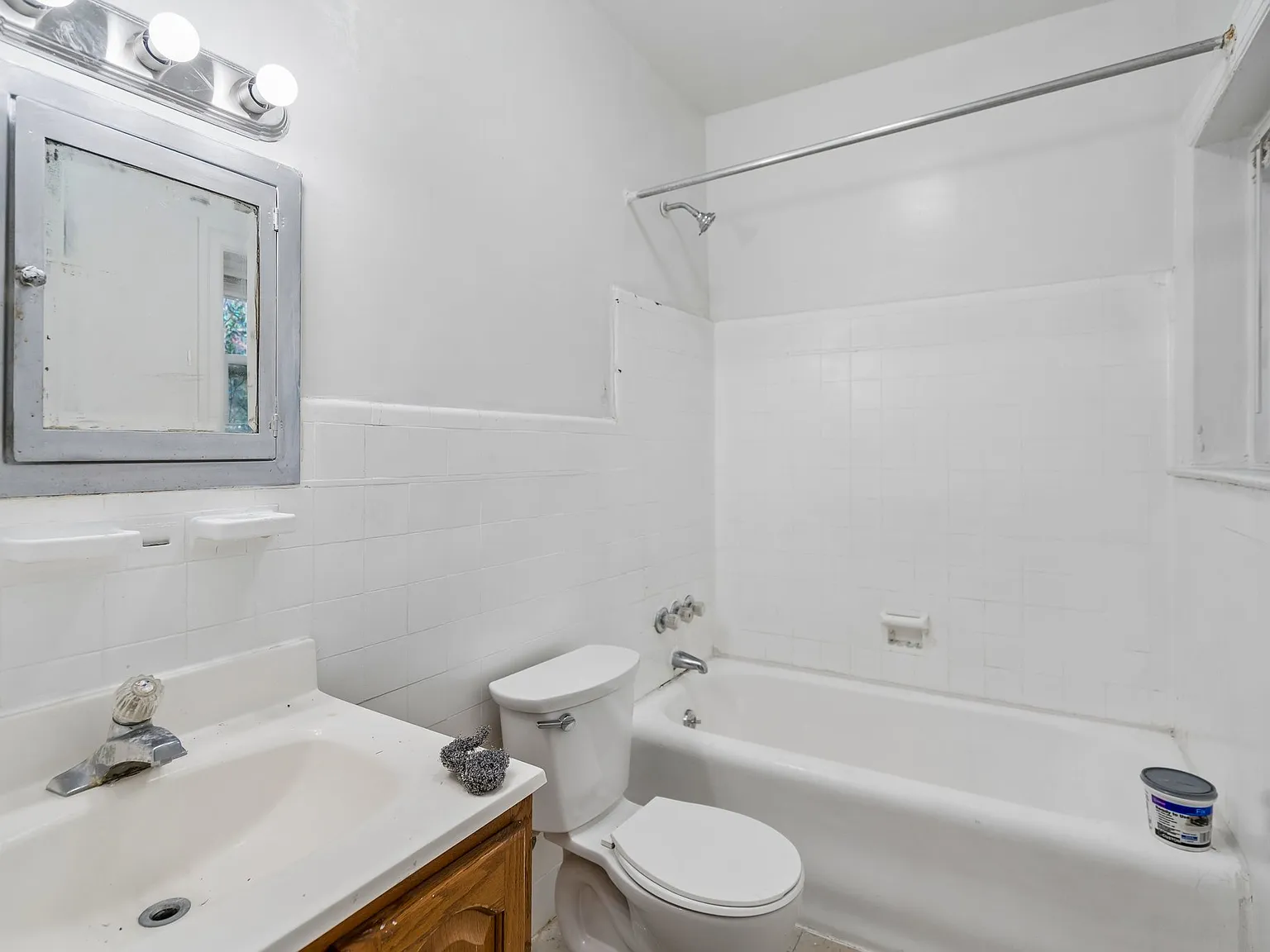 1 bed, $1,090 — Photo 4