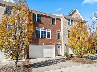 7872 Azalea Cove Ter, Alexandria, VA 22315
