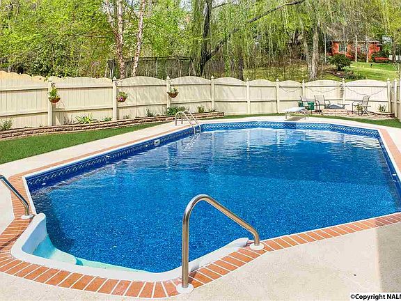 5th image of 4911 Saratoga Cir SE