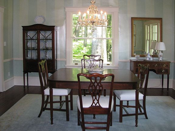 Elegant Dining Room