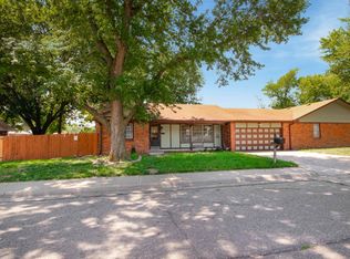915 E Market St #100, Derby, KS 67037