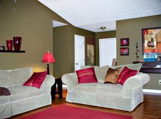 643 Cedar Valley Trce, Lawrenceville, GA 30043
