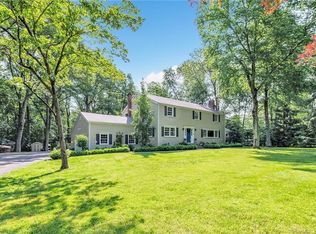 100 Maywood Rd, Norwalk, CT 06850