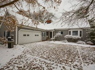 2756 Tonawanda Dr, Rocky River, OH
